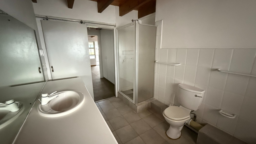 To Let 4 Bedroom Property for Rent in Knysna Central Western Cape